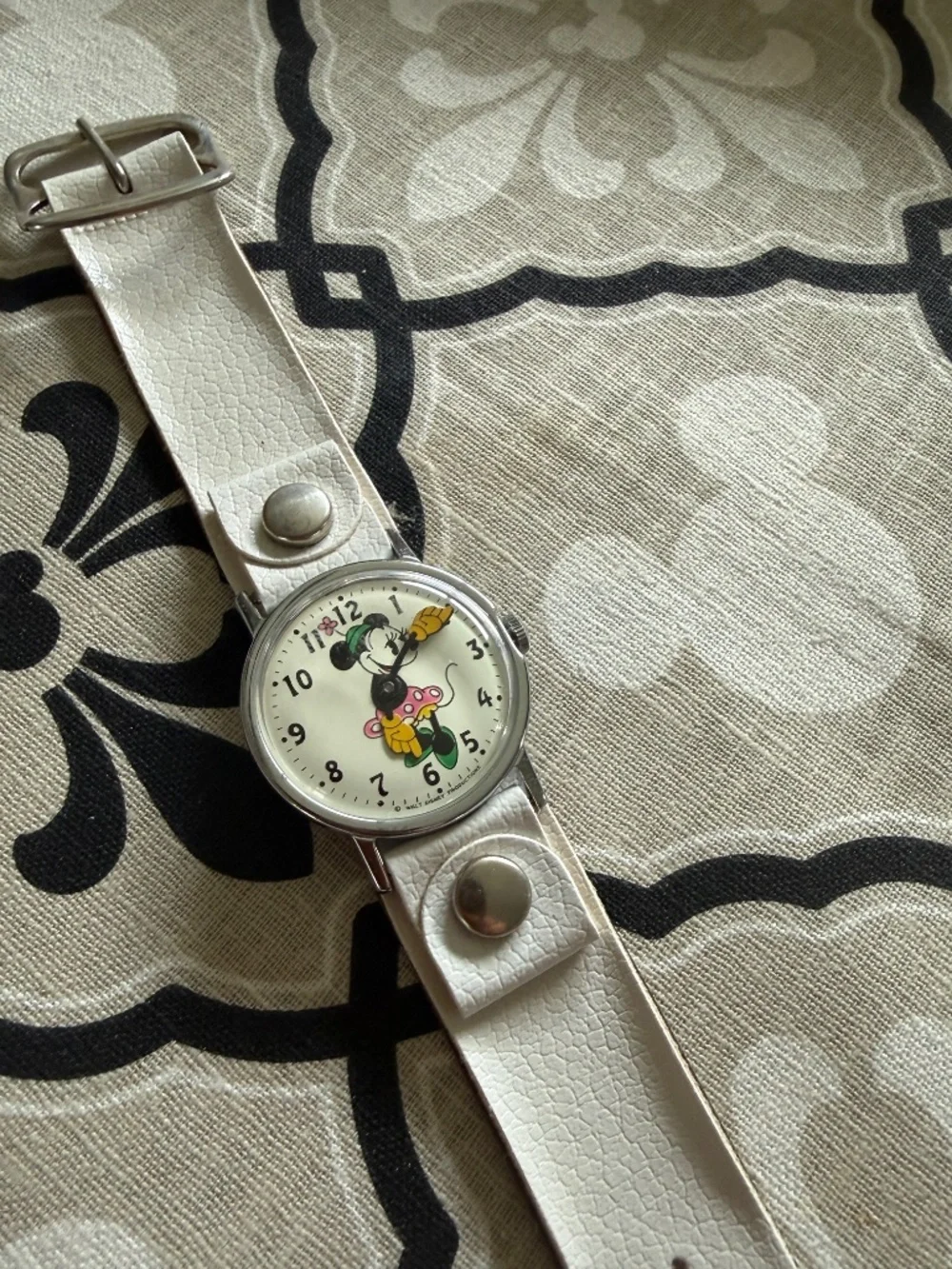 INGERSOLL MINNIE MOUSE WATCH.  W.D.P  NEW IN BOX